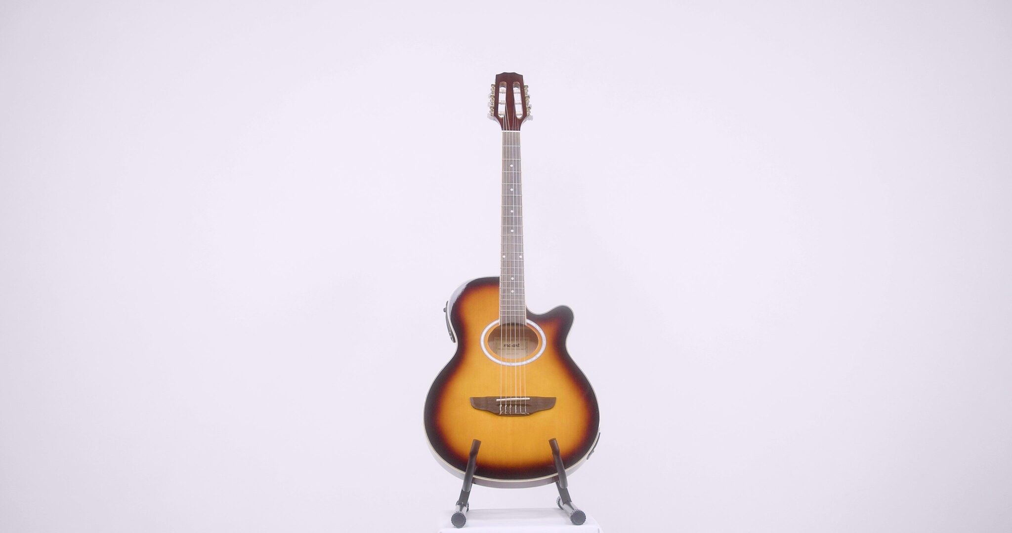 Guitarra Mc-Art A95NCET Electroacustica